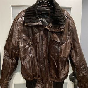 Men’s leather Jacket (Used) Fits like an XL